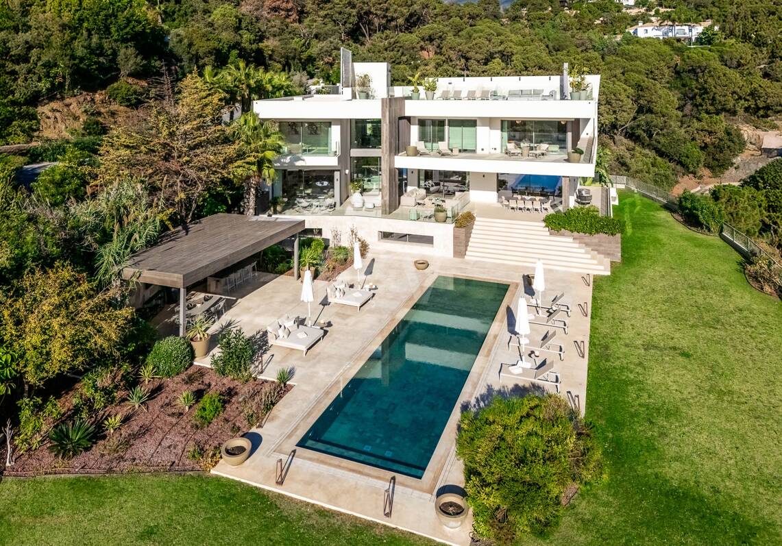 Brand new modern villa with spectacular sea views in La Zagaleta