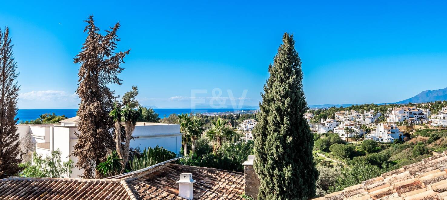 Spacious Villa with Sea and Mountain Views