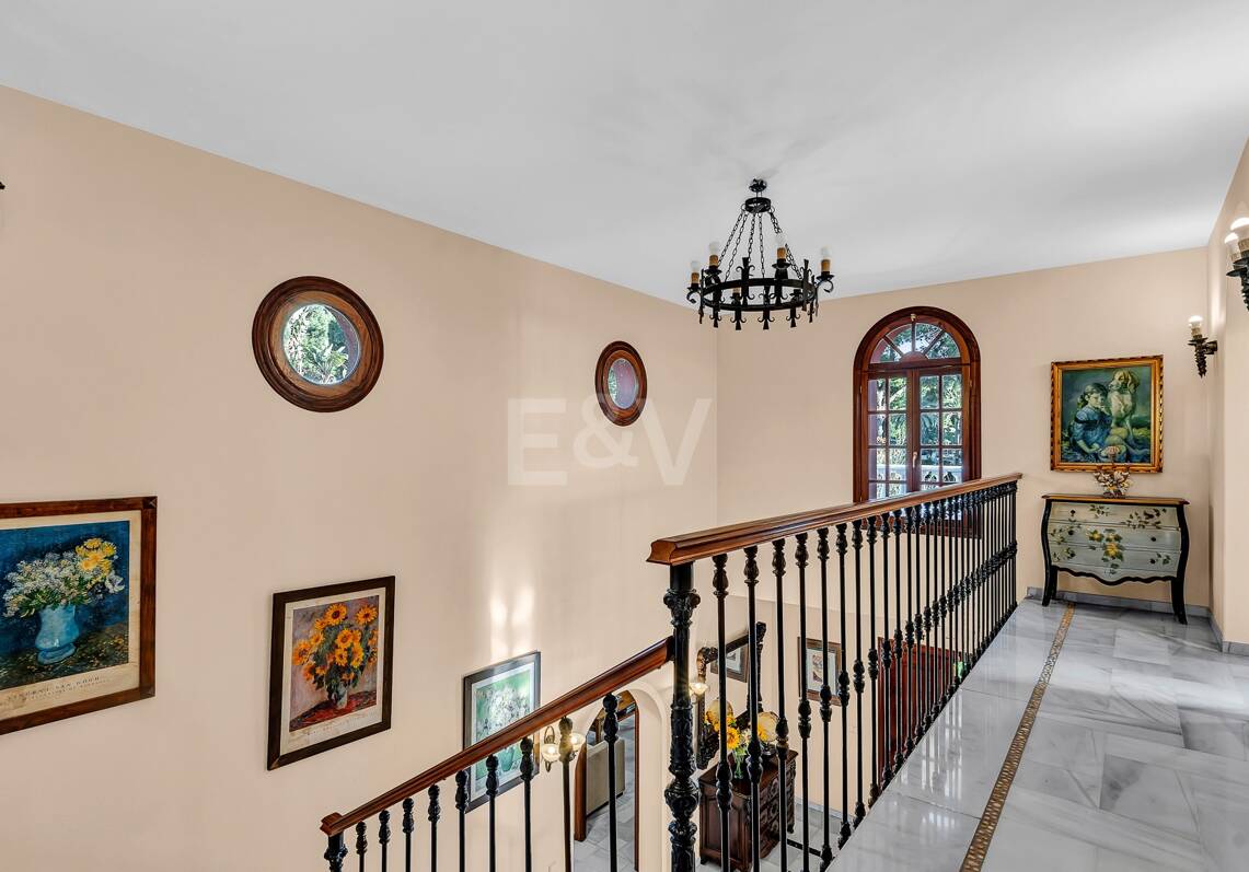 Encantadora villa en Marbella con piscina privada y jardín de frutales