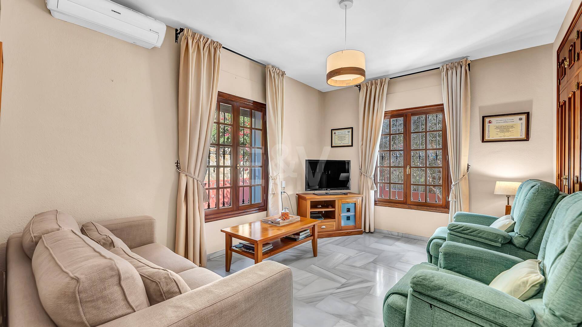 Encantadora villa en Marbella con piscina privada y jardín de frutales