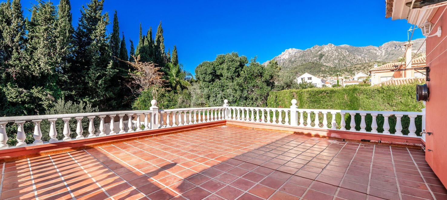 Charmante Villa in Marbella mit privatem Pool und Obstgarten