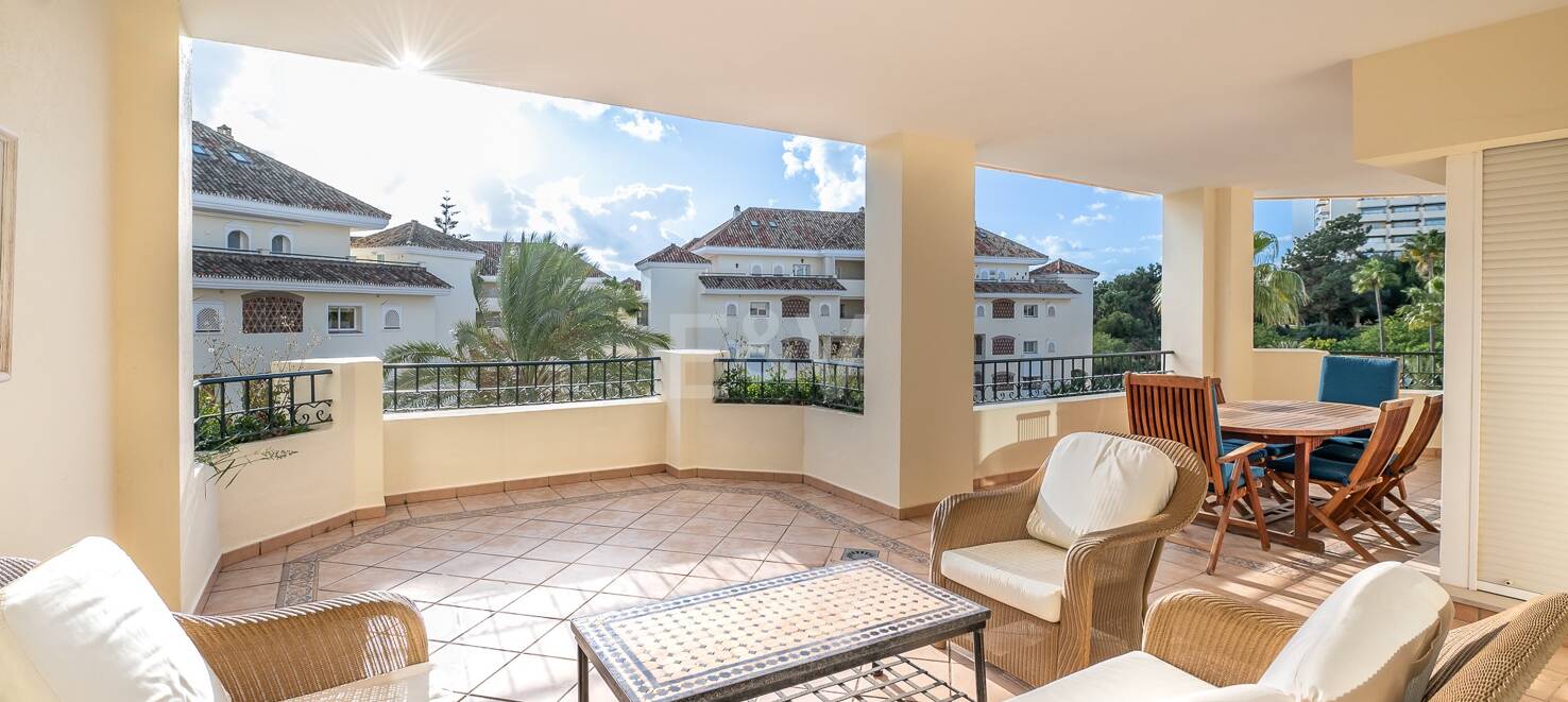 3-Bedroom Apartment for Medium or Long-Term Rent in Hacienda Playa, Elviria – Marbella