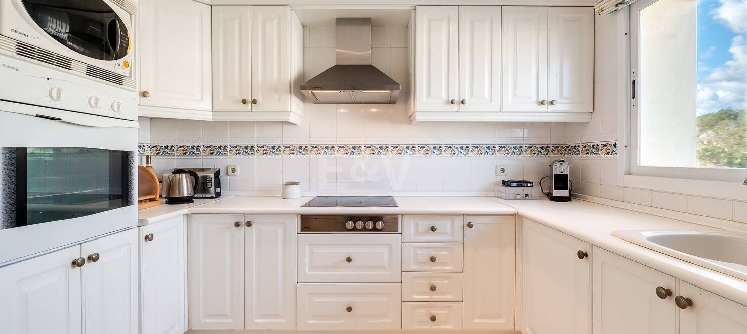 3-Bedroom Apartment for Medium or Long-Term Rent in Hacienda Playa, Elviria – Marbella