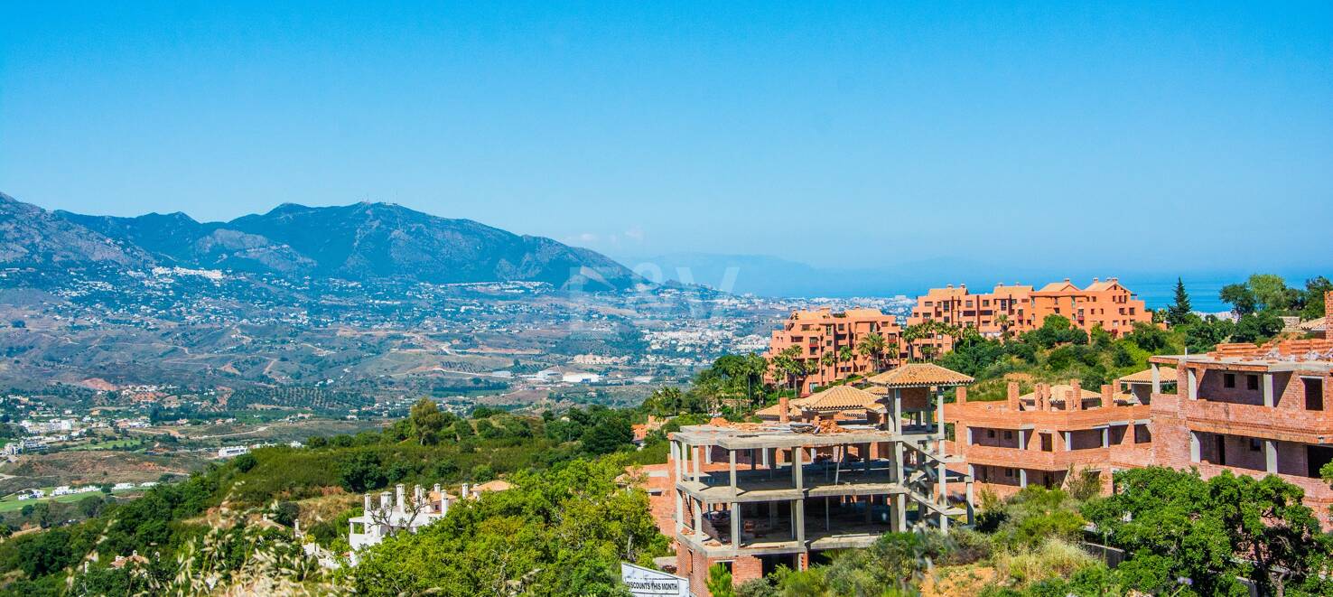 Exceptionell ny Villa Project i La Mairena med havsutsikt