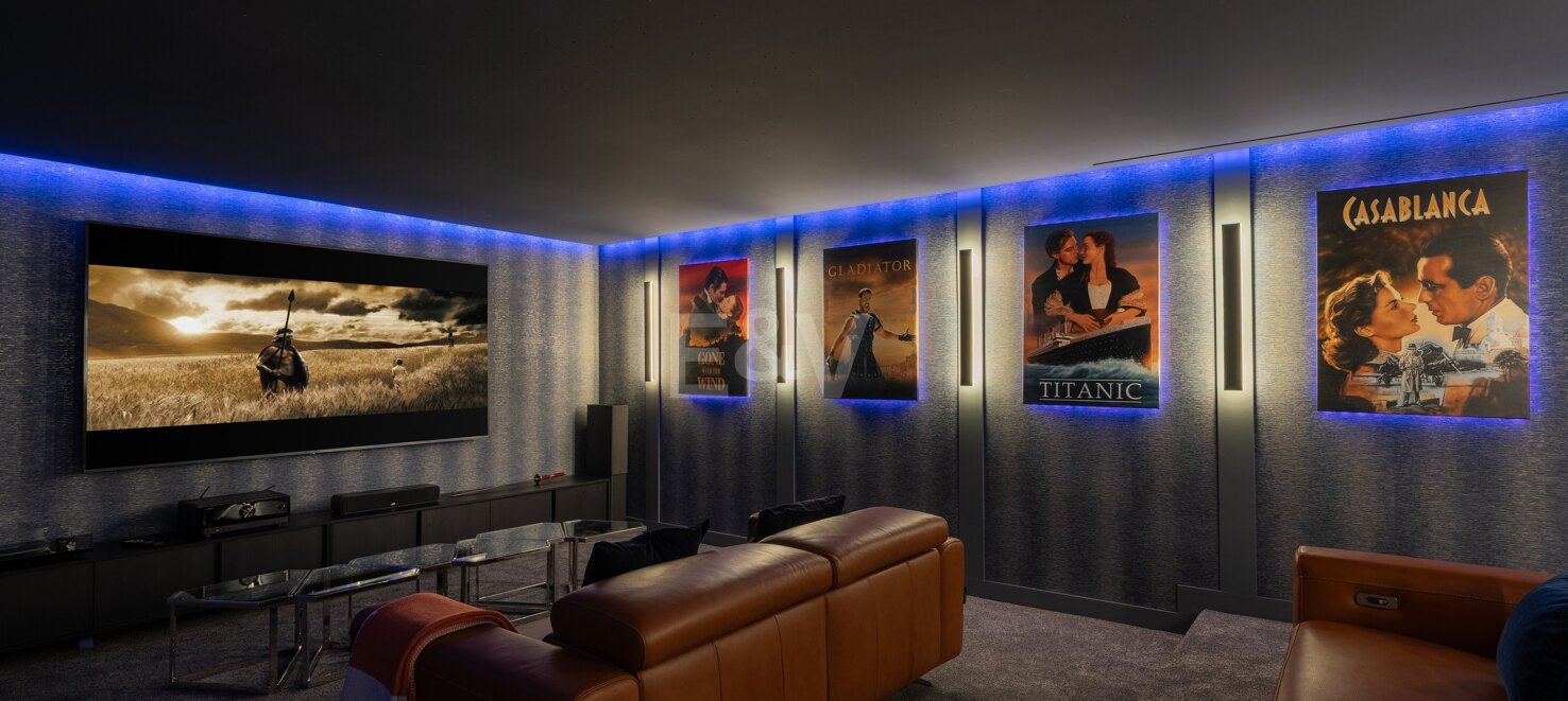 Stunning Modern Villa in La Mairena with Panoramic Views and Luxury Amenities