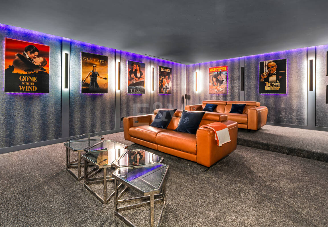 Villa Vista-Stunning Modern Villa with Panoramic Views and Luxury Amenities