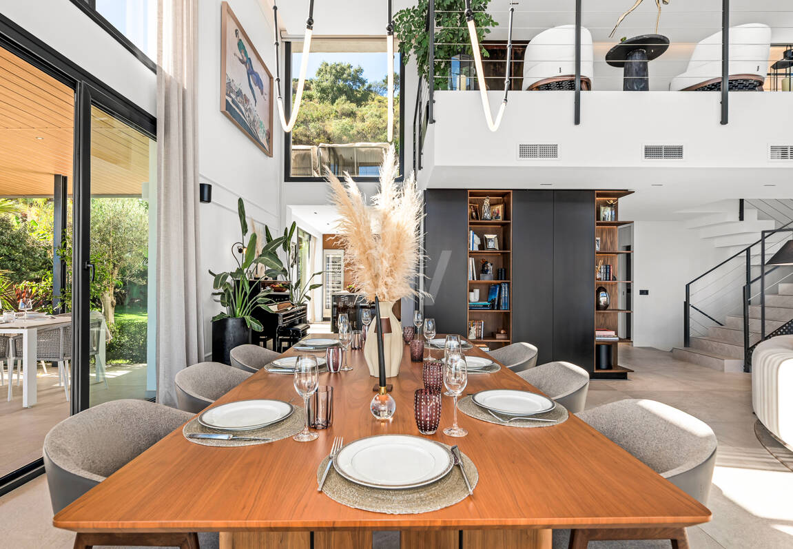 Villa Vista-Stunning Modern Villa with Panoramic Views and Luxury Amenities