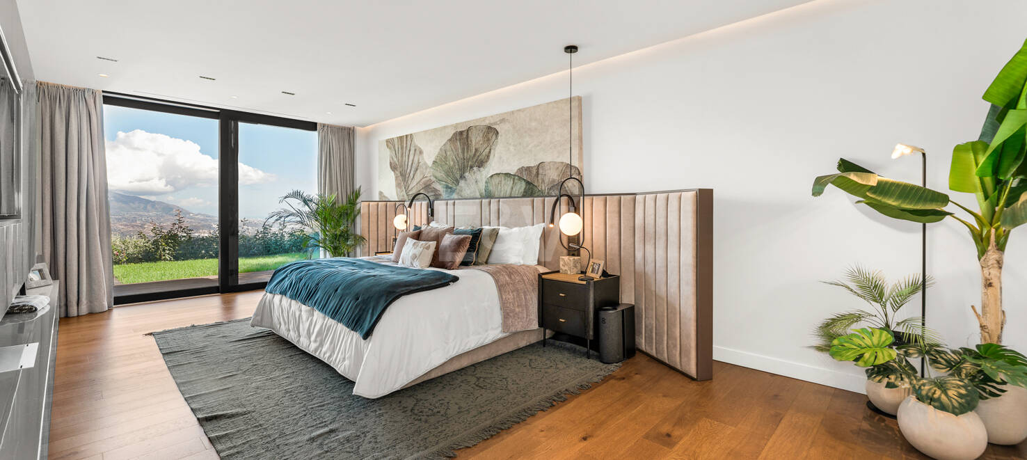 Atemberaubende moderne Villa mit Panoramablick und luxuriöser Ausstattung