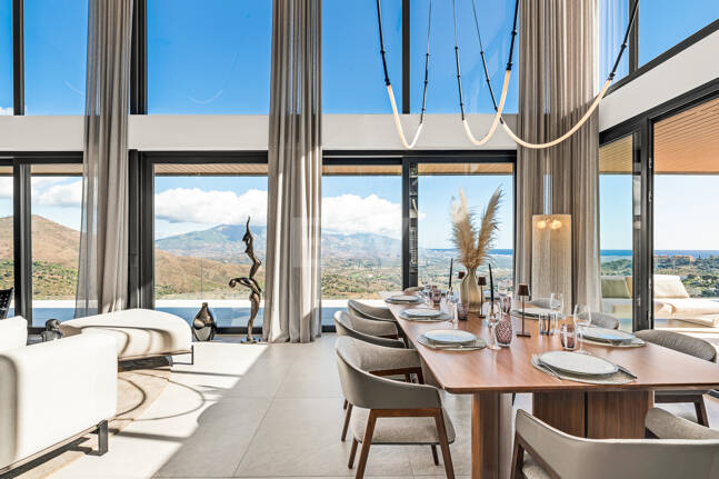 Villa Vista-Stunning Modern Villa with Panoramic Views and Luxury Amenities