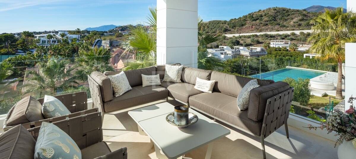 Exceptionell Villa i en gated community nära Los Naranjos Golf