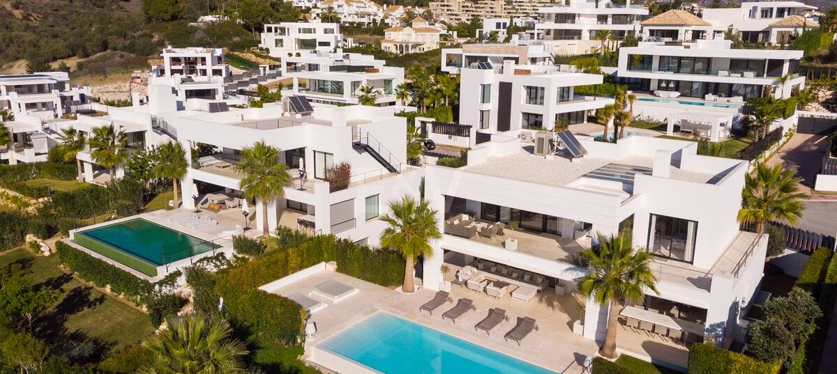 Exceptionell Villa i en gated community nära Los Naranjos Golf