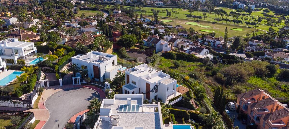 Exceptionell Villa i en gated community nära Los Naranjos Golf