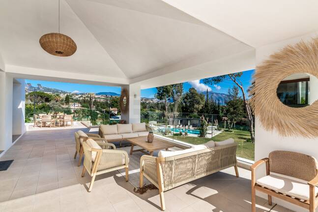 Icónica mansión histórica de Hollywood con servicios recreativos de élite