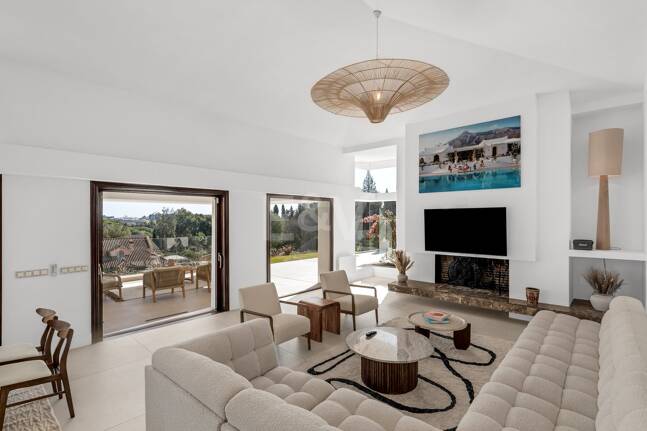 Icónica mansión histórica de Hollywood con servicios recreativos de élite