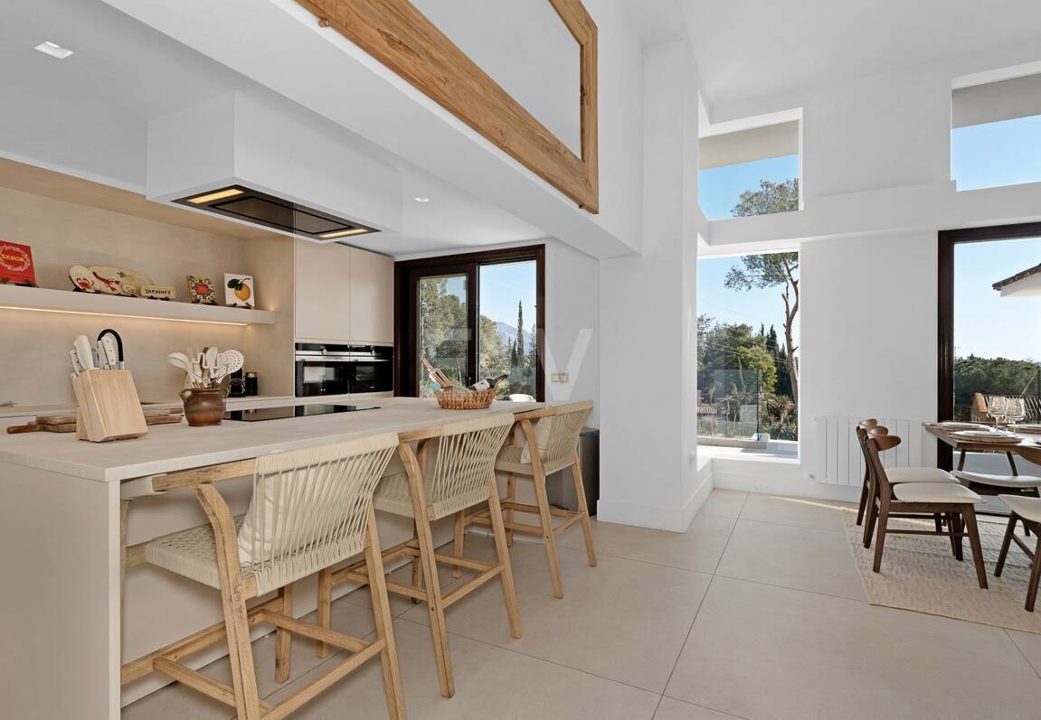 Icónica mansión histórica de Hollywood con servicios recreativos de élite