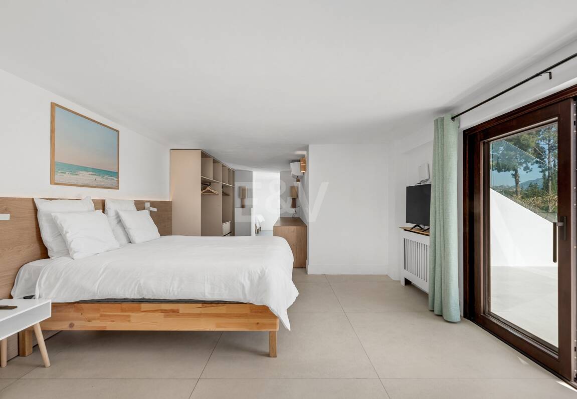 Icónica mansión histórica de Hollywood con servicios recreativos de élite