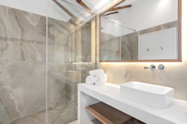 Icónica mansión histórica de Hollywood con servicios recreativos de élite