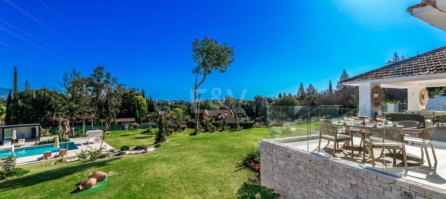Iconic Luxury Mansion – A Timeless Gem in Guadalmina Alta