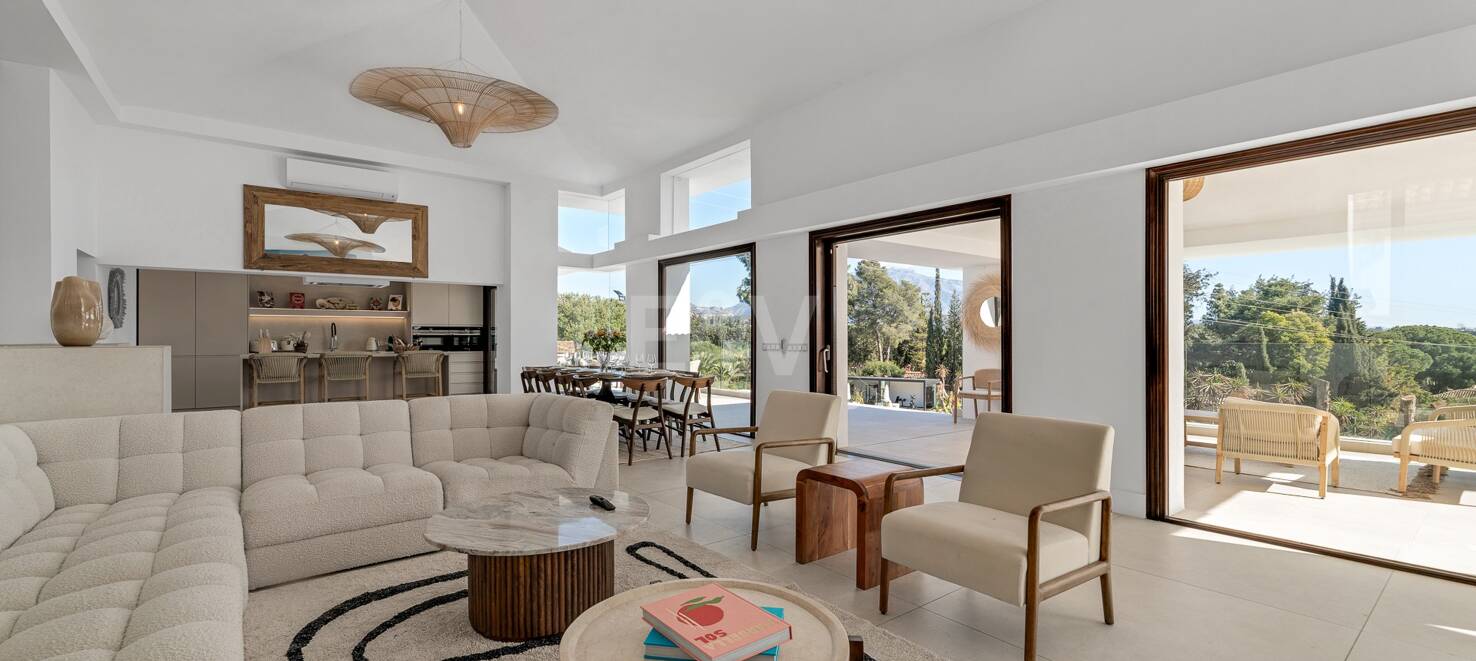 Iconic Luxury Mansion – A Timeless Gem in Guadalmina Alta