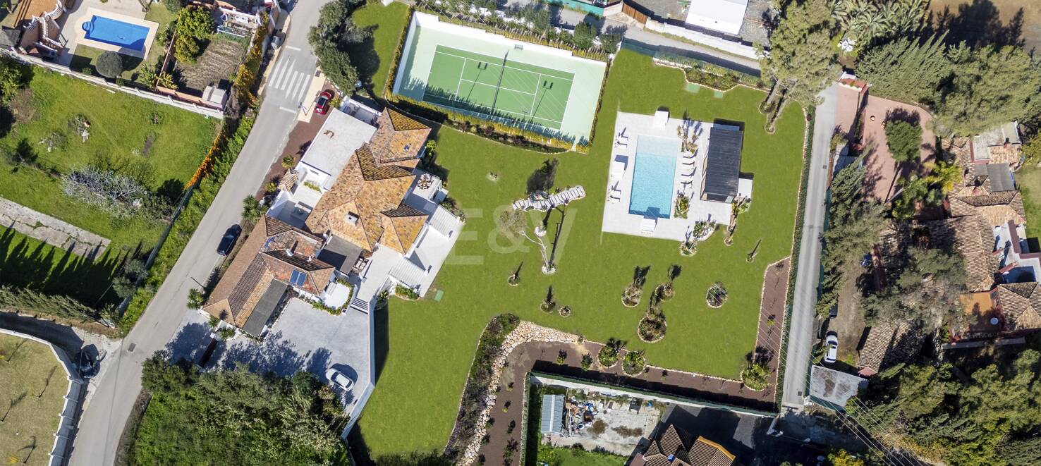 Iconic Luxury Mansion – A Timeless Gem in Guadalmina Alta