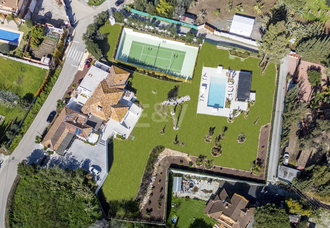 Icónica mansión histórica de Hollywood con servicios recreativos de élite