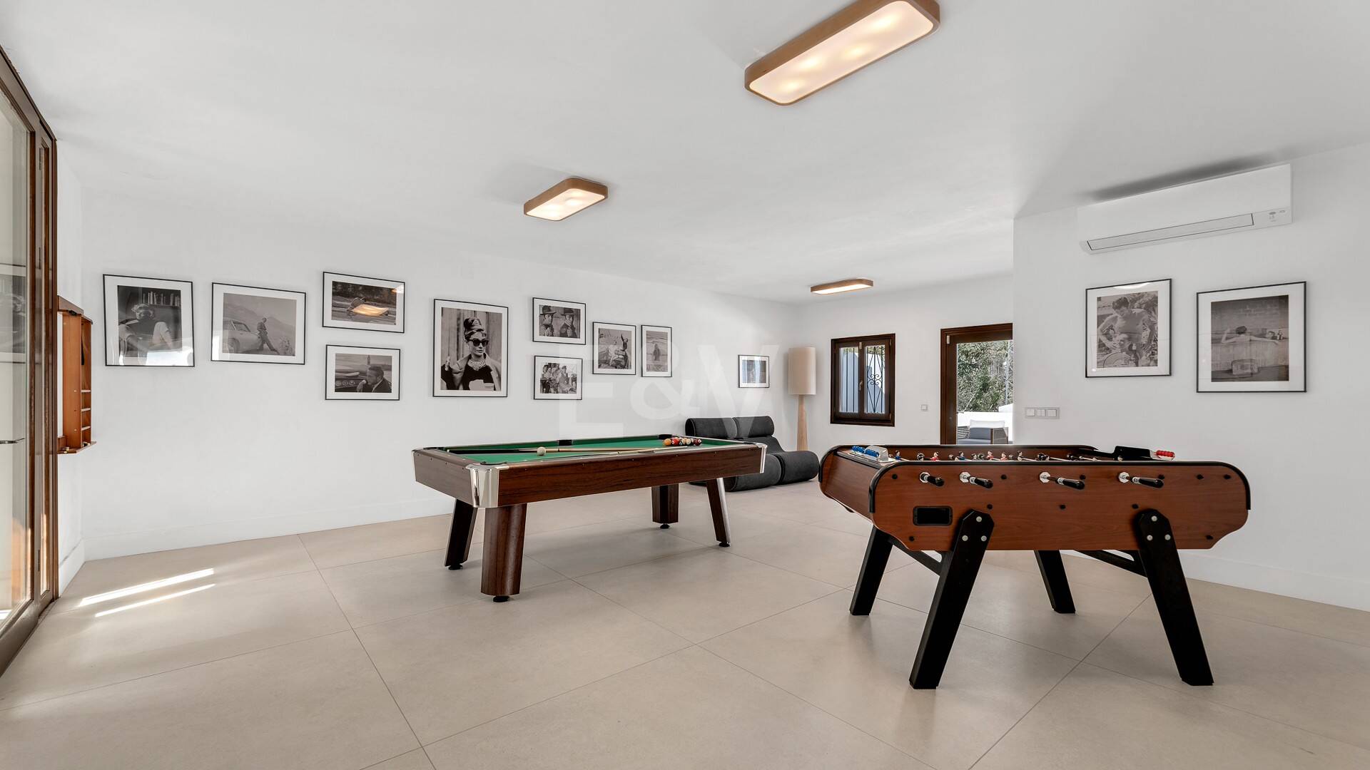 Icónica mansión histórica de Hollywood con servicios recreativos de élite