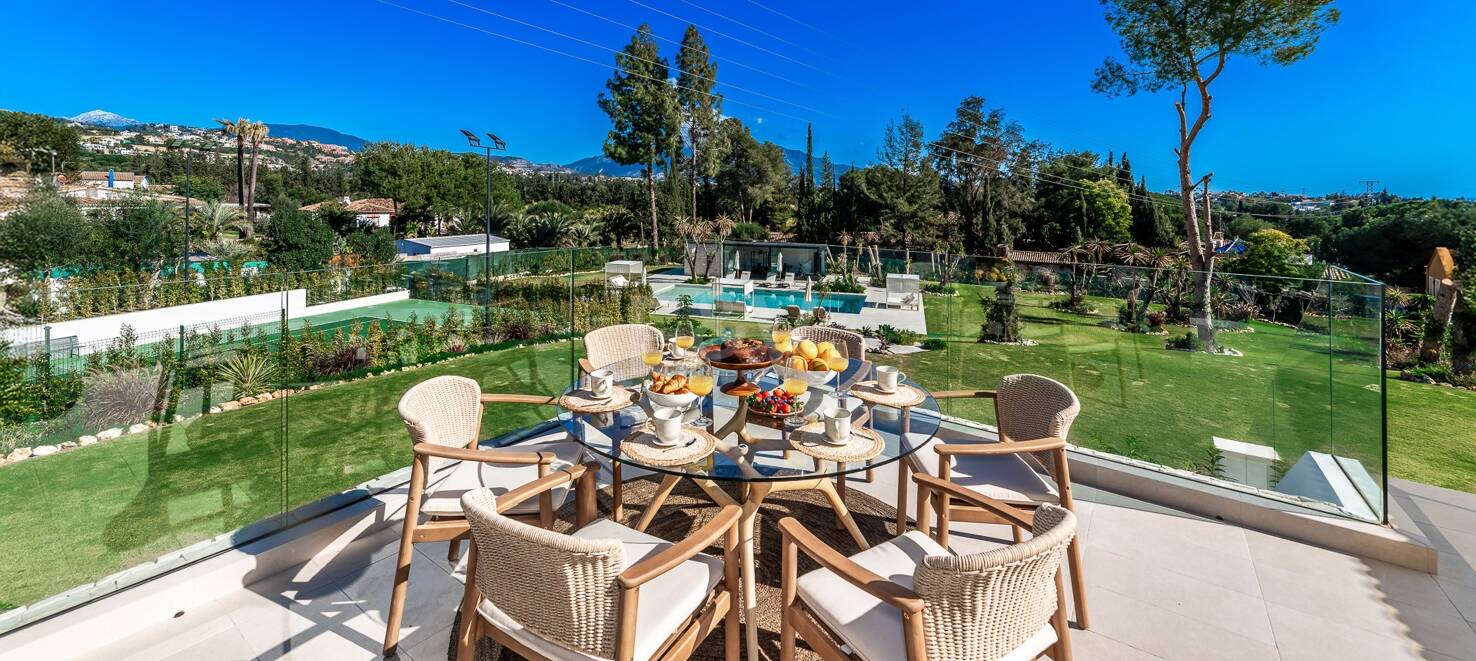 Iconic Luxury Mansion – A Timeless Gem in Guadalmina Alta