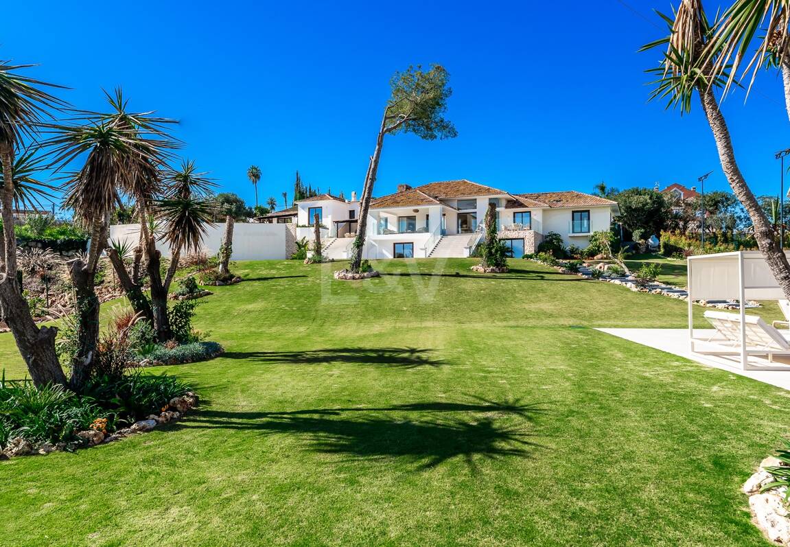 Icónica mansión histórica de Hollywood con servicios recreativos de élite