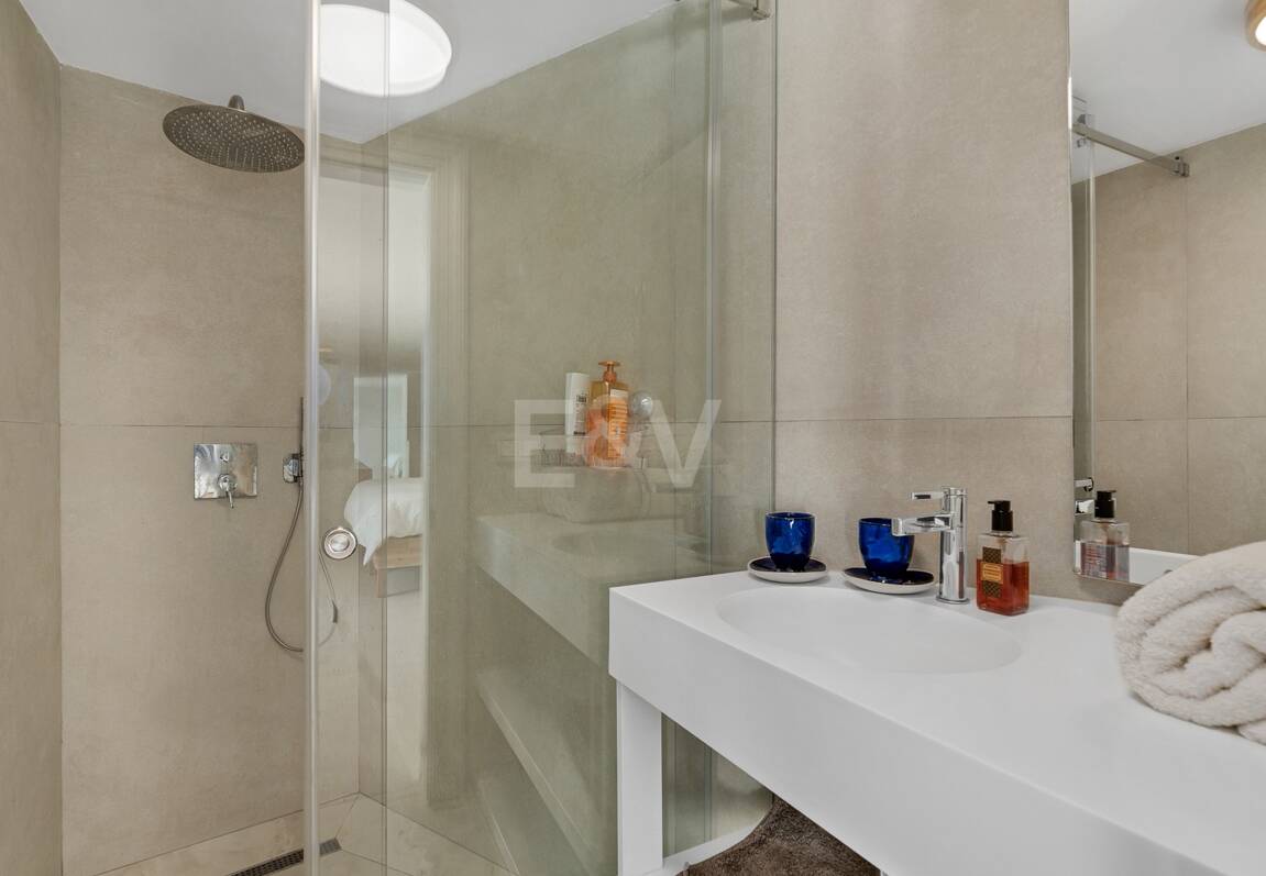 Icónica mansión histórica de Hollywood con servicios recreativos de élite