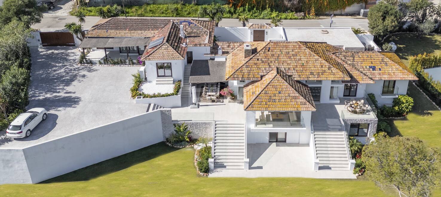 Iconic Luxury Mansion – A Timeless Gem in Guadalmina Alta