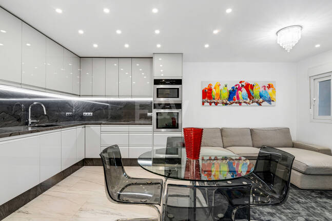 Luxury Modernized Townhouse close to Cabopino