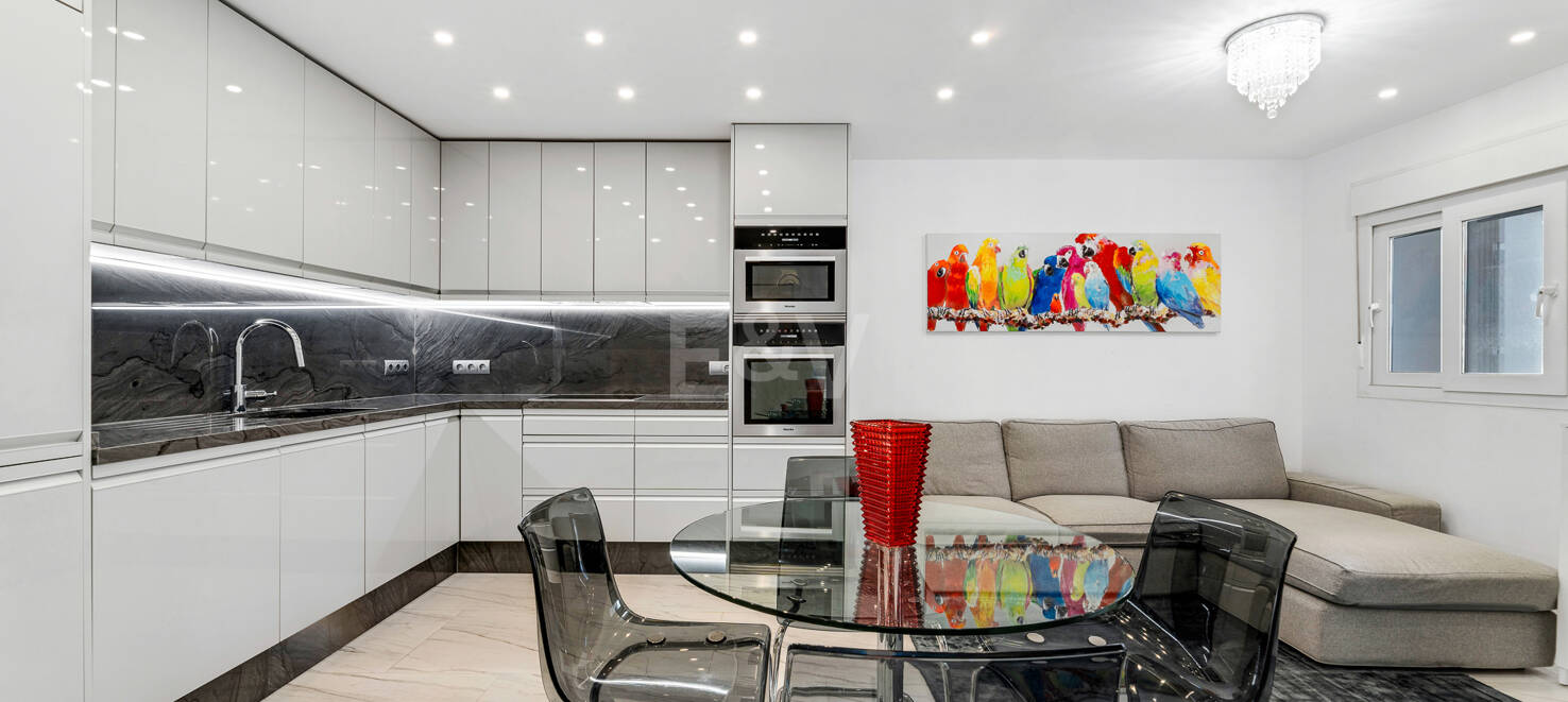 Luxury Modernized Townhouse close to Cabopino