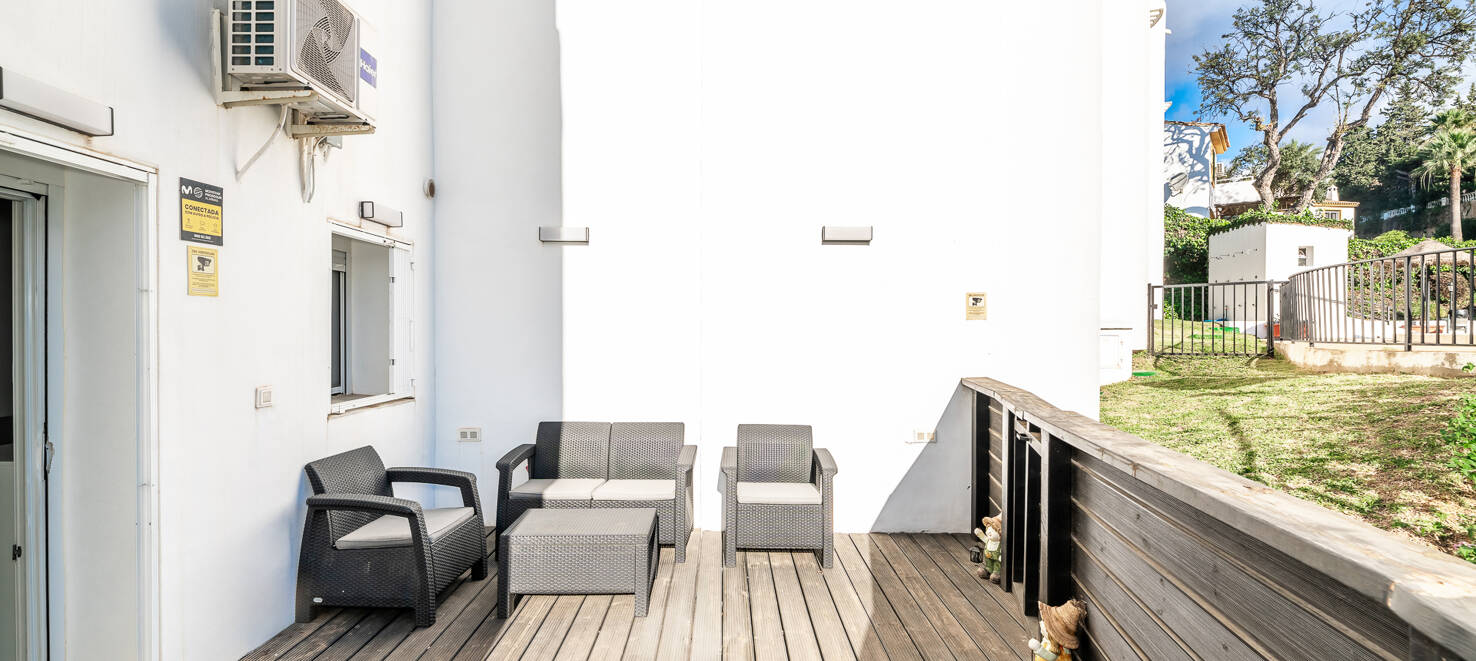 Luxury Modernized Townhouse close to Cabopino