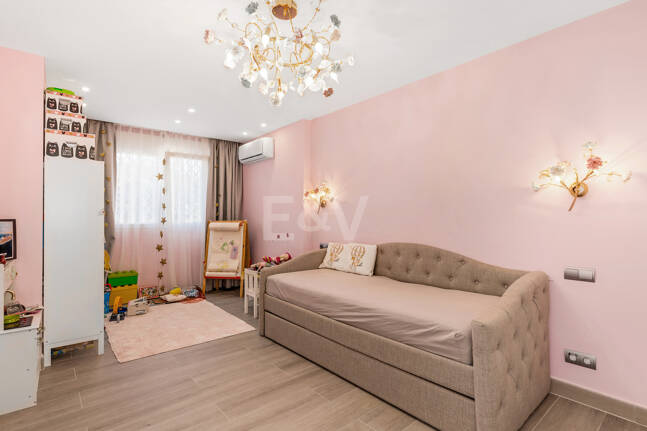 Luxury Modernized Townhouse close to Cabopino