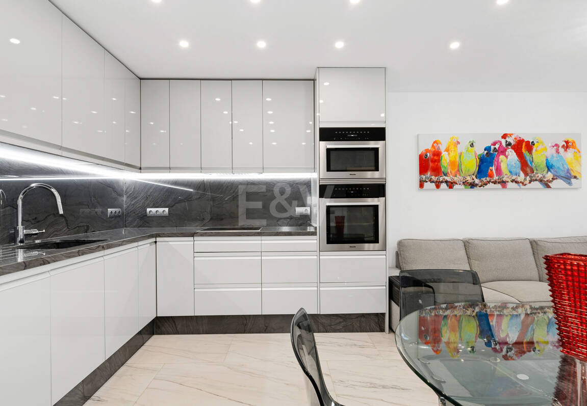 Luxury Modernized Townhouse close to Cabopino