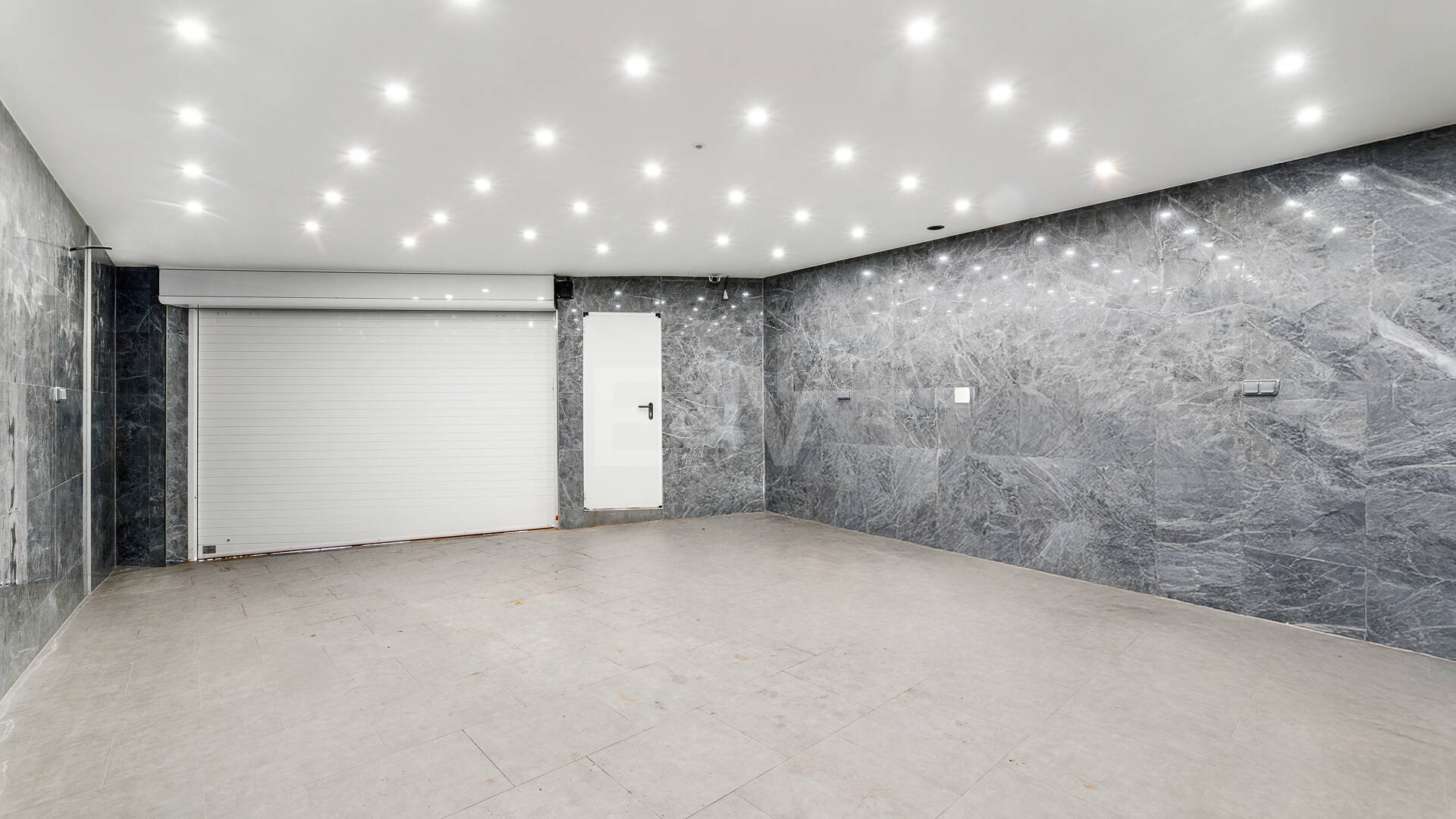 Luxury Modernized Townhouse close to Cabopino