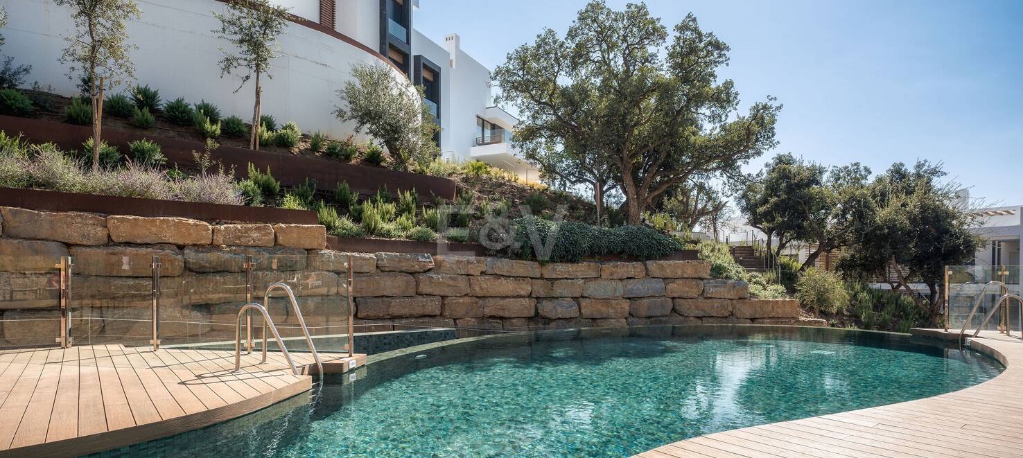 Boutique Ground Floor Lägenhet i Cabopino med Big Terrace och Garden