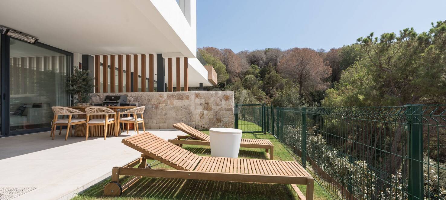 Boutique Ground Floor Lägenhet i Cabopino med Big Terrace och Garden