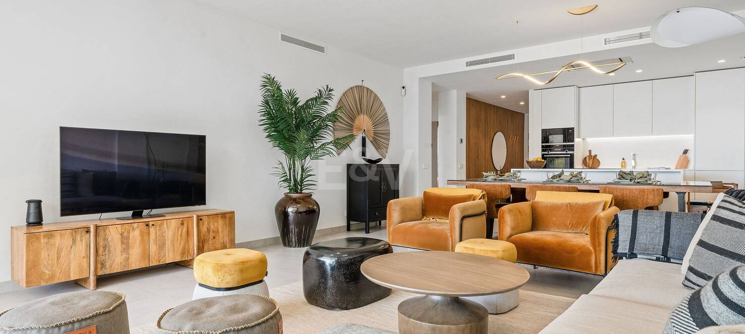 Boutique Ground Floor Lägenhet i Cabopino med Big Terrace och Garden