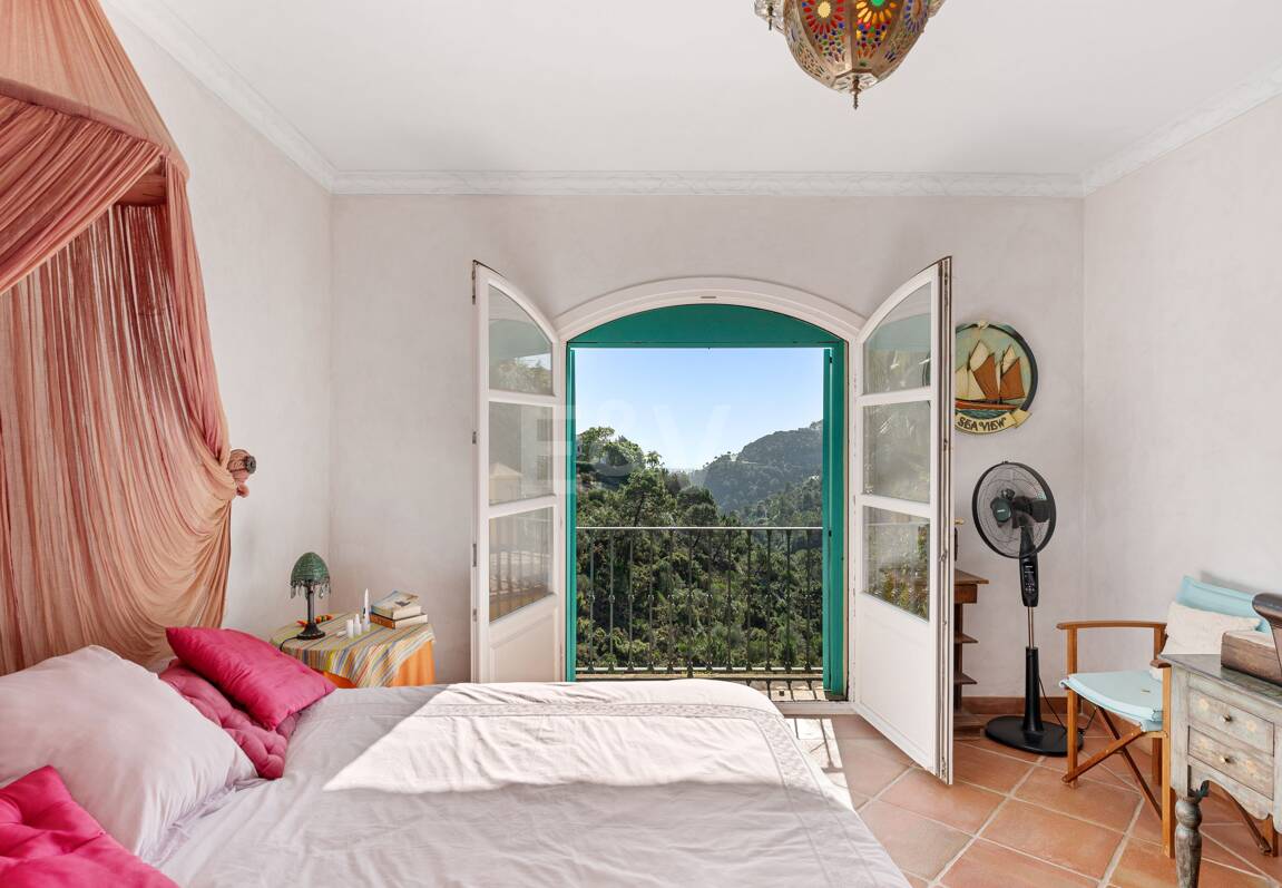 Autentyczna willa Andalucjan w El Madroñal w malowniczej dolinie!