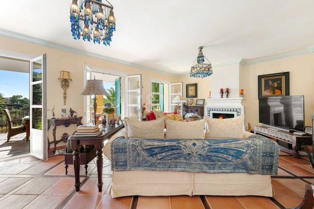 Autentyczna willa Andalucjan w El Madroñal w malowniczej dolinie!