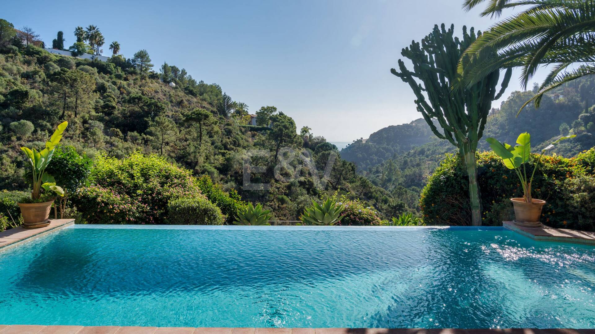 Authentische andalusische Villa in El Madroñal in malerischem Tal !