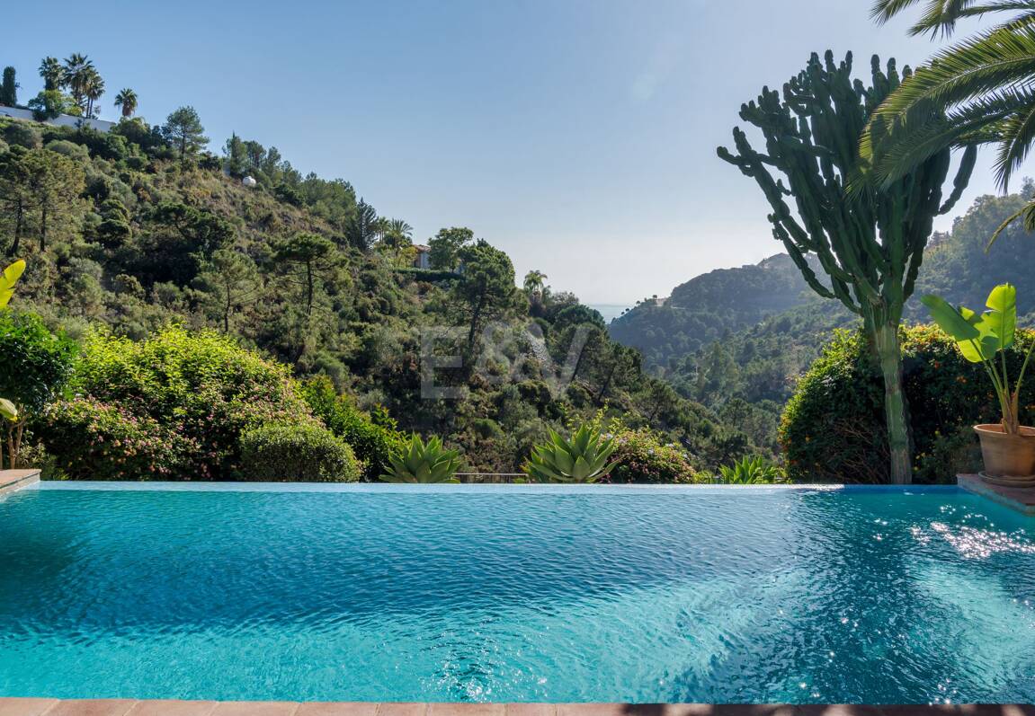 Autentyczna willa Andalucjan w El Madroñal w malowniczej dolinie!