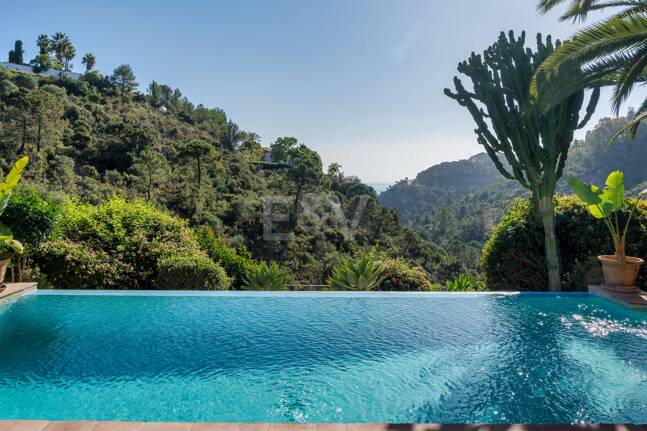 Autentyczna willa Andalucjan w El Madroñal w malowniczej dolinie!