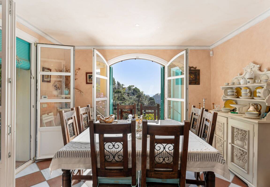 Autentyczna willa Andalucjan w El Madroñal w malowniczej dolinie!