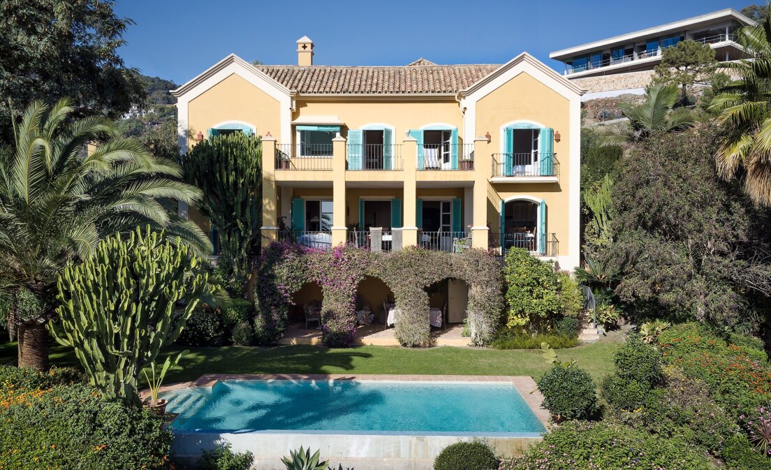 Authentic Andalucian Villa in El Madroñal nestled in picturesque valley!