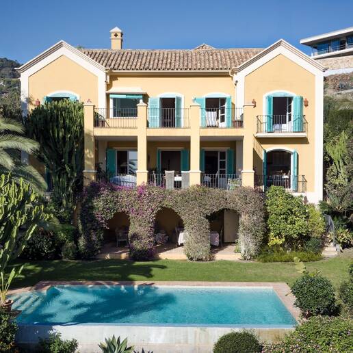Autentisk andalusisk villa i El Madroñal inbäddad i pittoresk dal!