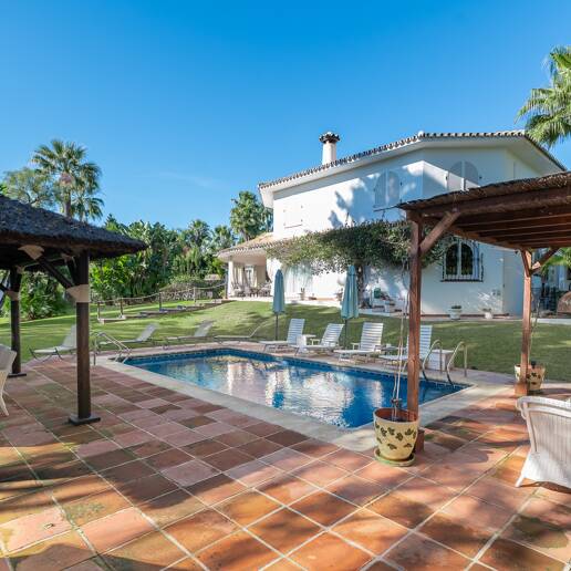 Rymlig Villa med andalusisk charm i Rocío de Nagüeles