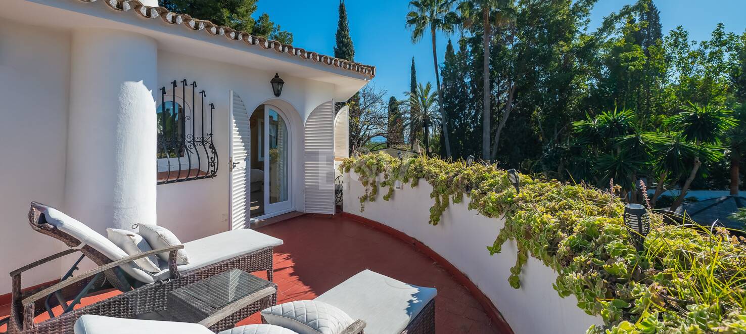 Rymlig Villa med andalusisk charm i Rocío de Nagüeles