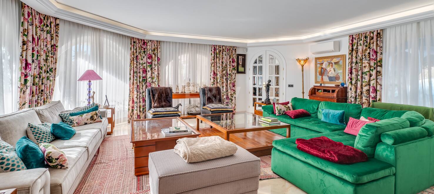 Rymlig Villa med andalusisk charm i Rocío de Nagüeles